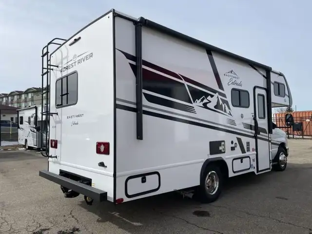 2026 EAST TO WEST Entrada 2200S in RVs & Motorhomes in Edmonton - Image 35