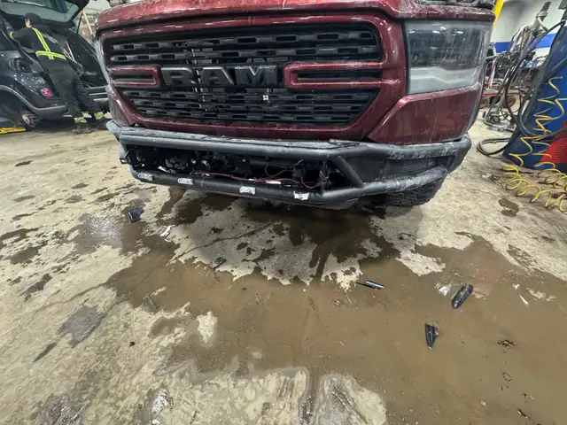 2022 DODGE RAM PARTS TIRES/RIMS BUMPERS  BOX RACK TONNEAU in Auto Body Parts in St. Catharines - Image 10