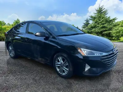 2019 HYUNDAI Elantra 2019 Hyundai Elantra | Auto | Apple Car Play | Camera | $89 par semaine | Siege...