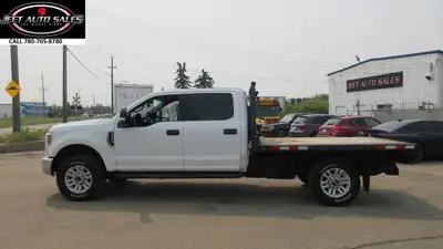 2019 FORD F-350 XLT CREW CAB FLATDECK GAS New Arrival...... - V8 6.2 L GAS Engine - Automatic Transm...