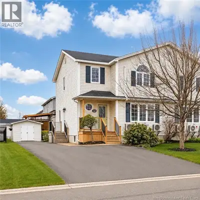 Welcome to 40 Stoneham Drive, ideally located in Monctons sought-after North End. This move-in-ready...