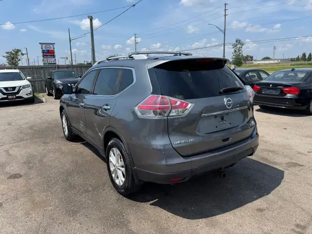 2016 Nissan Rogue SV, AWD, WELL SERVICED, CERTIFIED in Cars & Trucks in London - Image 4