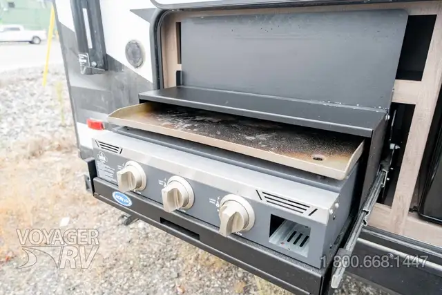 2023 Grand Design Imagine XLS 23BHE in Travel Trailers & Campers in Kelowna - Image 45
