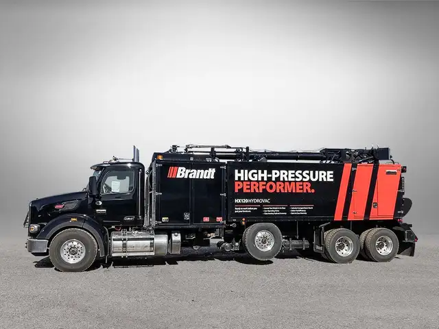 2025 PETERBILT 567 in Heavy Trucks in Edmonton - Image 4