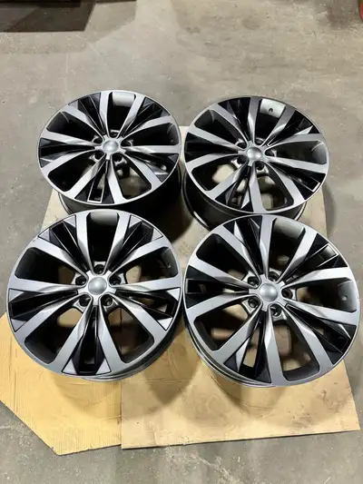 Rim Description Make: Replika Wheels Model: R201 Size: 20x8.5 Off Set: 45 Bolt Pattern: 5x108 Center...