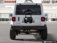 This Jeep Wrangler has a dependable Regular Unleaded V-6 3.6 L/220 engine powering this Automatic tr... (image 5)