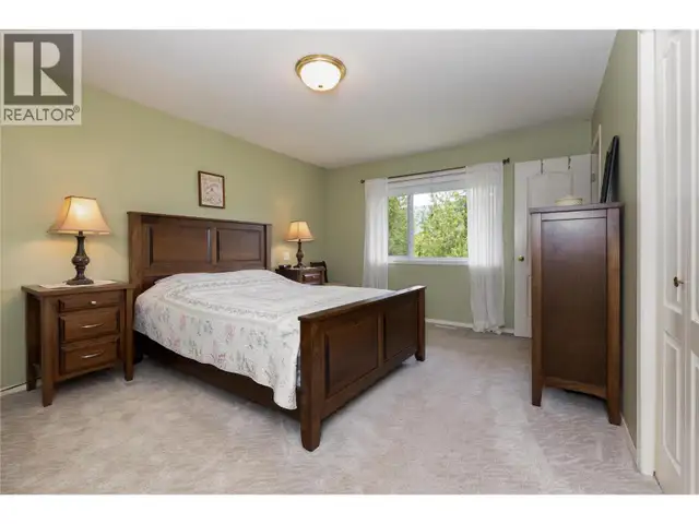 2240 97B Highway SE Salmon Arm, British Columbia in Houses for Sale in Kamloops - Image 12