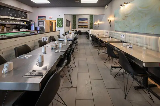 Restaurant lunch. dinner, supper Bring your own wine63009272564865123