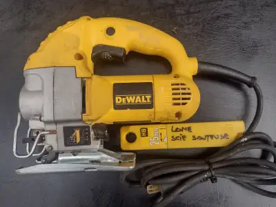Scie sauteuse, vitesse variable DEWALT, 5,5 A filaire, View more