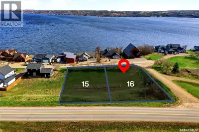 Escape to the beauty of Echo Lake with this desirable 0.30 acre serviced lot located in Jasmin on Ec...