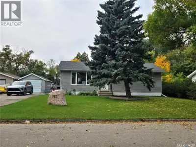 Welcome to this warm and welcoming family home , on a quiet street, in Stoughton. This 3 +2 bedroom...