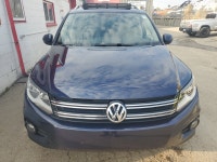 Comfortline | AWD | LEATHER | PANAL ROOF | NAVLook at this 2017 Volkswagen Tiguan Comfortline. Its A... (image 2)