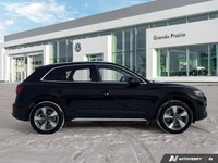Elevate your daily drives and weekend adventures with the sophisticated 2024 Audi Q5 Komfort, design... (image 5)