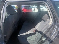Experience the perfect blend of practicality and spirited driving with the 2010 Volkswagen Golf Wago... (image 7)