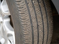 2015 Ford Escape Titanium AWD - Loaded with Features & Ready for Canadian Winters! Experience the pe... (image 8)