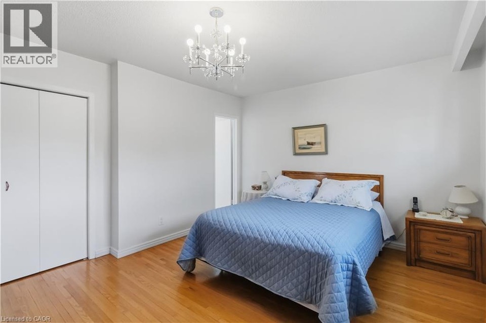4-Bedroom 5-Level Backsplit for Sale in North York|Double Garage, photo 6 of 6