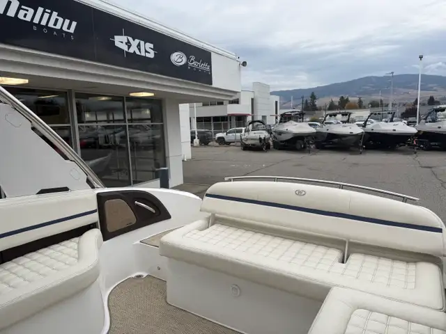 2019 Cobalt R7 Surf in Powerboats & Motorboats in Saskatoon - Image 16