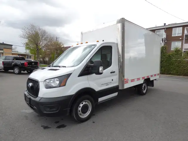 2023 FORD TRANSIT CUBE 12' T-350 RWD 9500 GVWR SRW, ECOBOOST V6! in Cars & Trucks in City of Montréal - Image 2