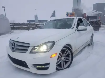 GARANTIE 1 ANS CREDIT DIRECT EN LIGNE AU WWW.AUTO-INTERNET.CA WOW 2013 BENZ C300 AWD 4MATIC TOUT EQU...