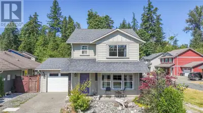 A perfect opportunity for first-time buyers or young families! This well-designed home offers a brig...