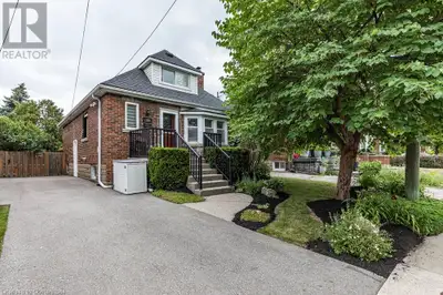 304 STANLEY Avenue Hamilton, Ontario