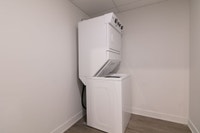 Renovated Akelius two bedroom apartment for rent. Located near sauve in the Ahuntsic neighborhood, M... (image 3)