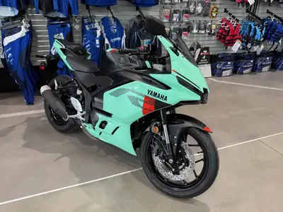 Price does not include $900 Freight, Assembly, and Pre-Delivery Inspection + $293 Vehicle Processing...