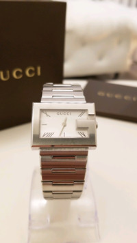 $$$ 1300 Gucci watch 