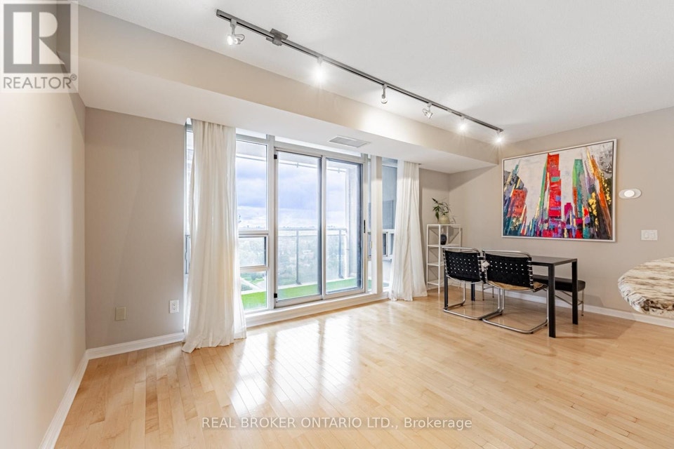 2011 - 153 BEECROFT ROAD Toronto (Lansing-Westgate), Ontario 4