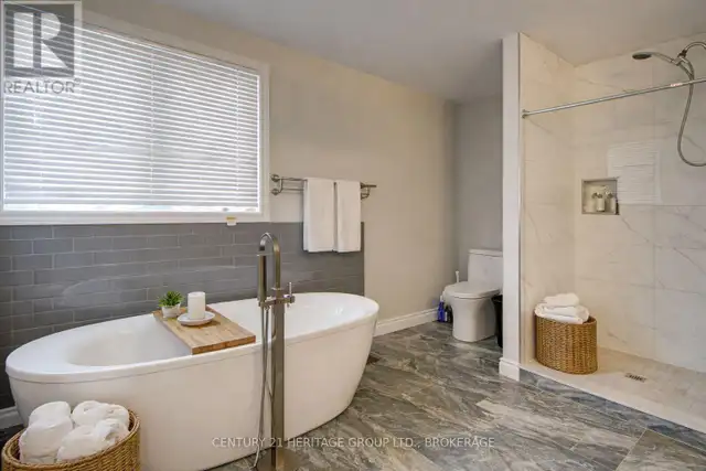 456 WESTON CRESCENT Kingston (East Gardiners Rd), Ontario in Houses for Sale in Kingston - Image 10