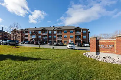 Azilda 2 Bedroom Apartment for Rent: