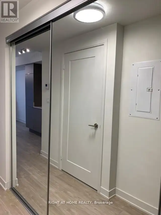1416W - 27 BATHURST STREET Toronto (Waterfront Communities), Ont in Long Term Rentals in City of Toronto - Image 10