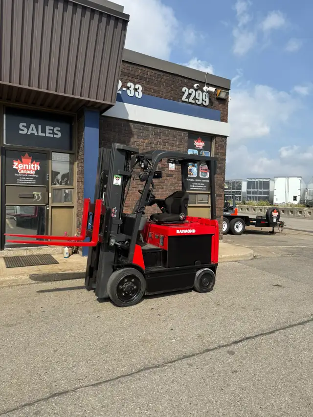 2021 Raymond Electric 6000 lbs. 3 Stage, 3 Way, Forklift on Sale in Heavy Equipment in Mississauga / Peel Region - Image 10