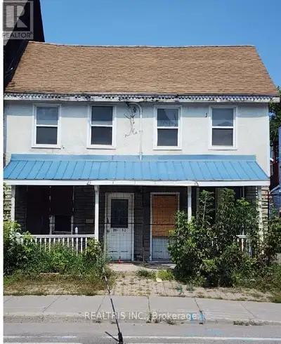 Attention builders, investors, and developers! A rare opportunity awaits in the heart of Ottawa's ic...