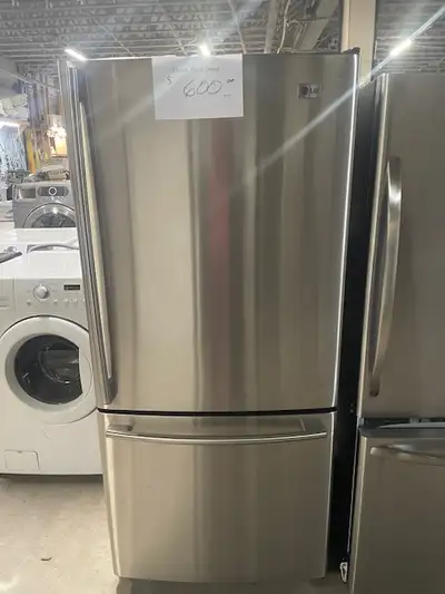 Réfrigérateur stainless 30'' congélateur en bas LG, View more