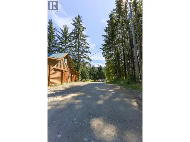 499 QUATSINO BOULEVARD Kitimat, British Columbia in Houses for Sale in Kitimat - Image 10