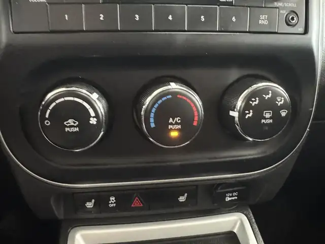 2016 Jeep Compass 4WD 4dr High Altitude in Cars & Trucks in Longueuil / South Shore - Image 29