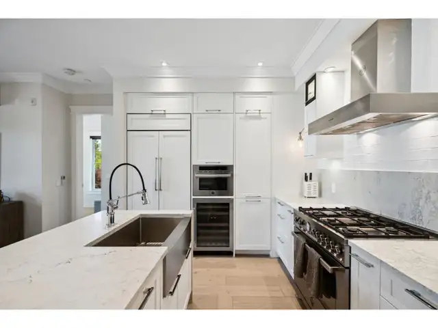 206 23189 FRANCIS AVENUE Langley, British Columbia in Condos for Sale in Delta/Surrey/Langley - Image 9