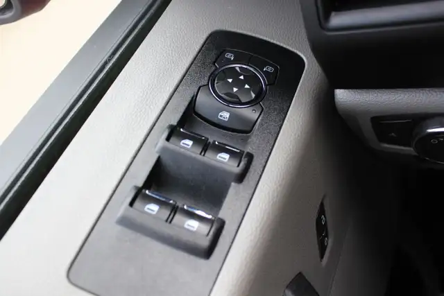 2019 Ford F-150 XL 4WD SuperCab 6.5' Box for sale in Cars & Trucks in Comox / Courtenay / Cumberland - Image 19