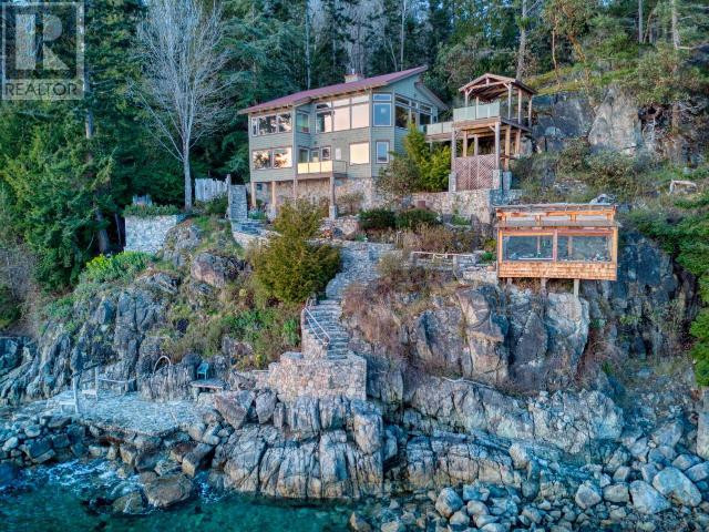 3391 ATREVIDA ROAD Powell River, British Columbia in Houses for Sale in Sunshine Coast - Image 2