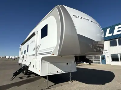 Heartland Sundance XLT 28DB Family-Friendly Fifth Wheel with Double Bunks!Description:TheHeartland S...
