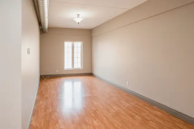 1 bedroom on Harmony Square - Available NOW in Long Term Rentals in Brantford - Image 12