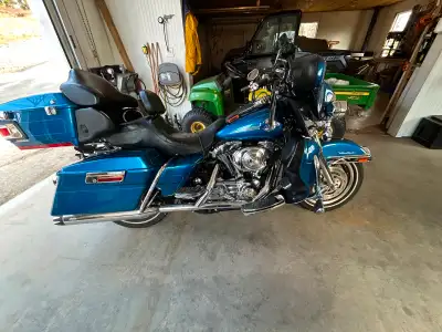 Harley Davidson ultra classic 1450cc fuel injected with 54150 miles ,bike has cruise control and all...
