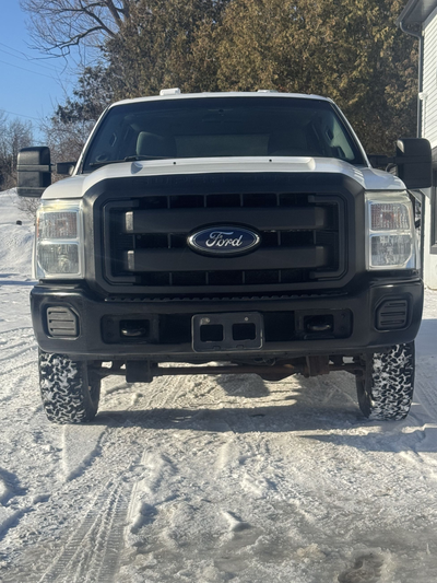 ... Engine: 8 Cylinder Engine 6.2L