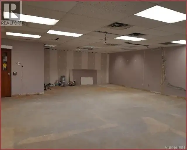 302 17 Church St Nanaimo, British Columbia in Commercial & Office Space for Rent in Nanaimo - Image 4