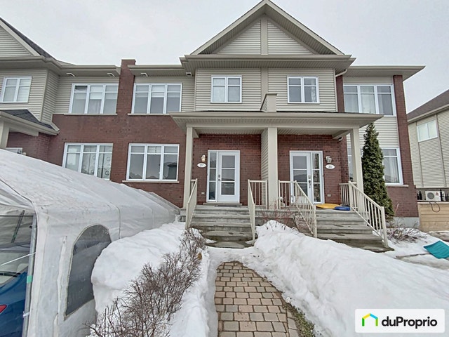 $629,000 - Townhouse for sale in St-Constant — photo 1