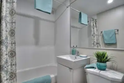 Studio Apartment for Rent - 1433 Rue Towers