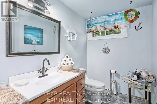 9995 PORT FRANKS ESTATES DRIVE Lambton Shores (Port Franks), Ont in Houses for Sale in Grand Bend - Image 28