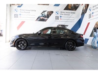Sunroof, Heated Seats, Apple CarPlay, Navigation, Blind Spot Detection, Lane Departure Warning, Forw... (image 5)
