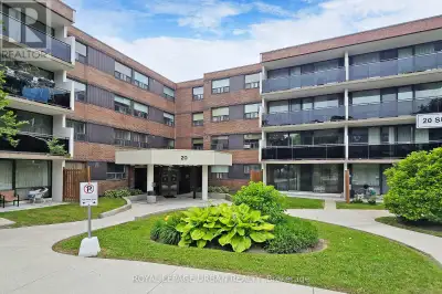 102 - 20 SUNRISE AVENUE Toronto (Victoria Village), Ontario